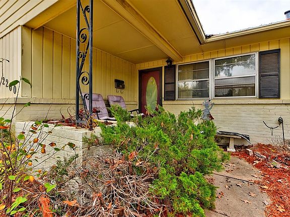 4th image of 2200 N Redmond Ave