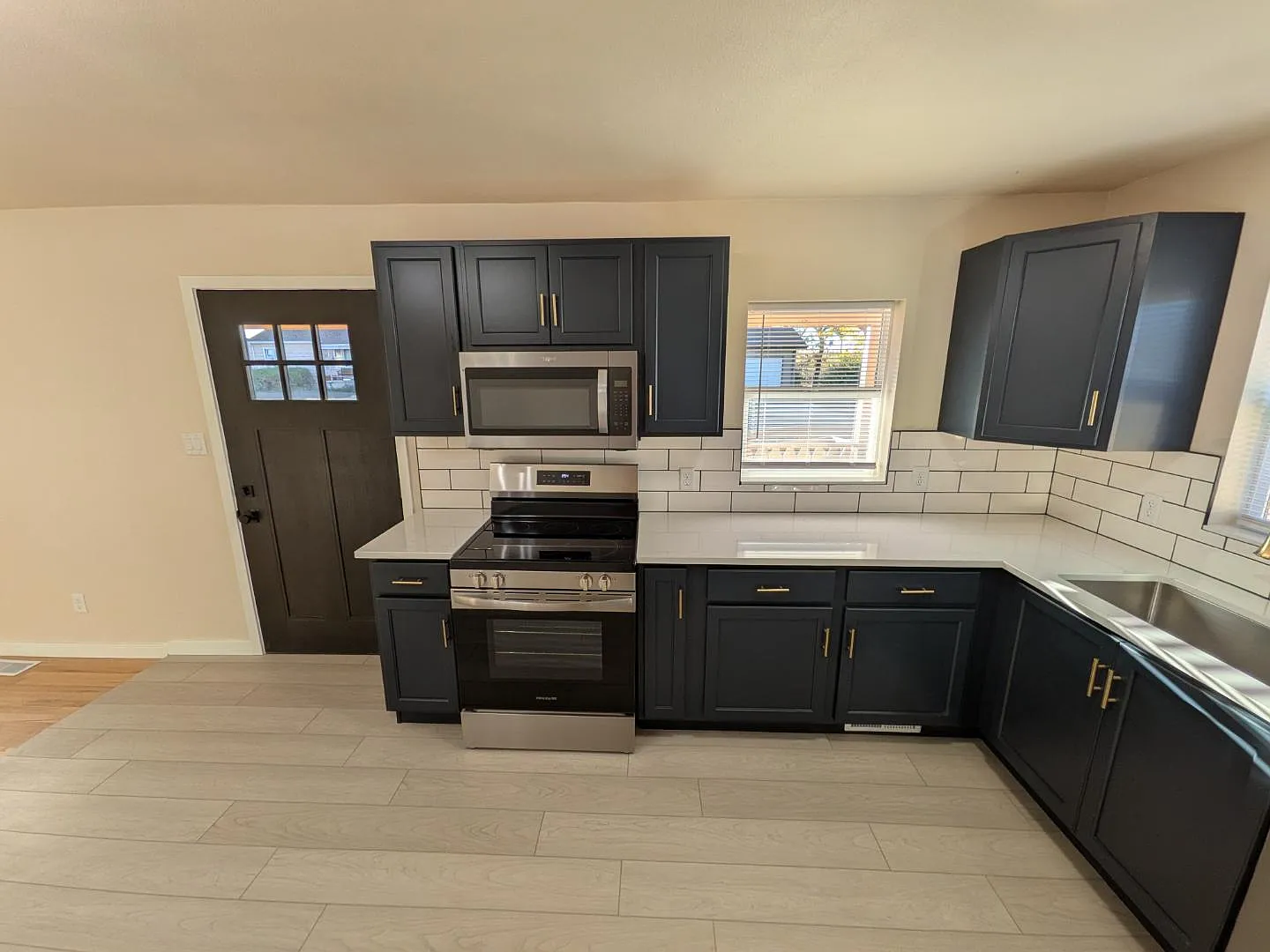 205 S House Ave — Photo 3