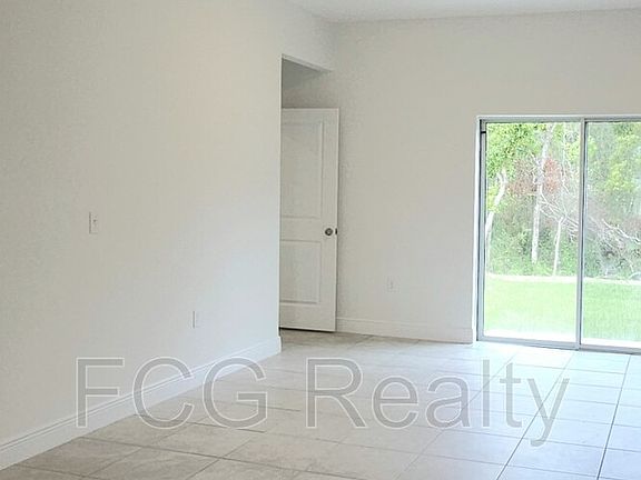 5th image of 327 Marion Oaks Golf Way