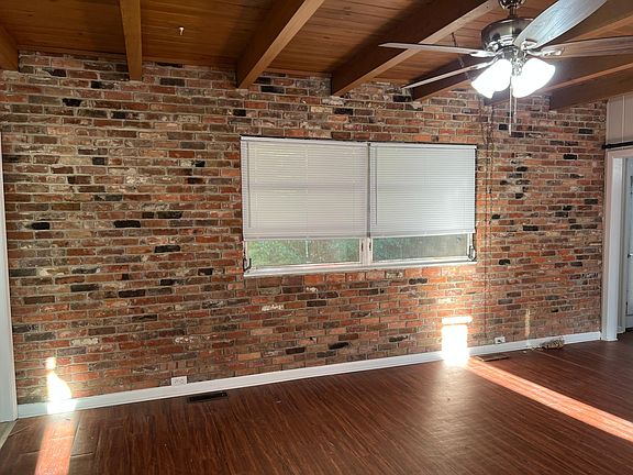 4th image of 305 Broward St APT 1
