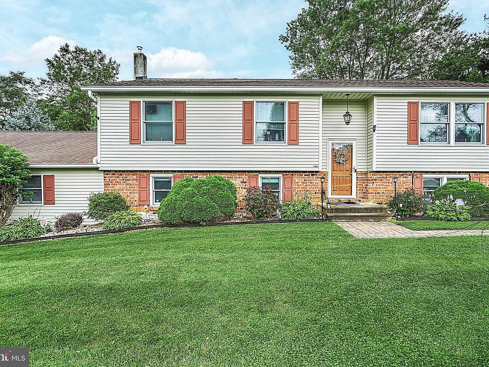 1st image of 17904 Susquehanna Trl S