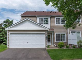 335 Leeward Trl, Woodbury, MN 55129