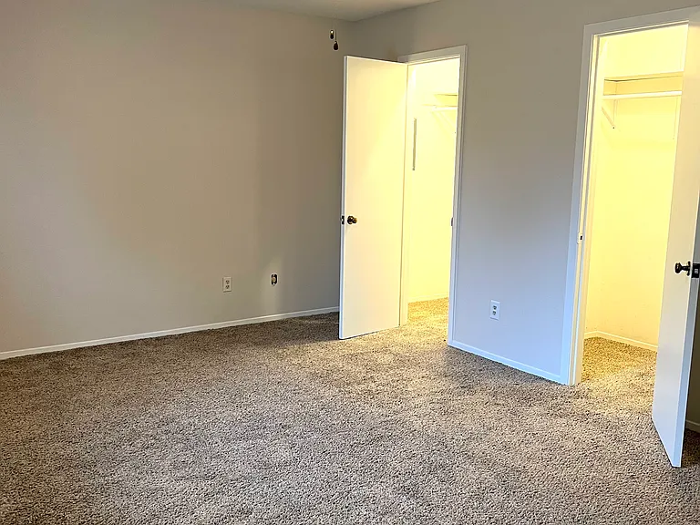 403 Sheffield Dr — Photo 16