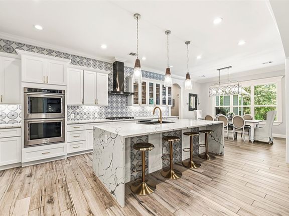 2nd image of 29777 Equestrian Dr