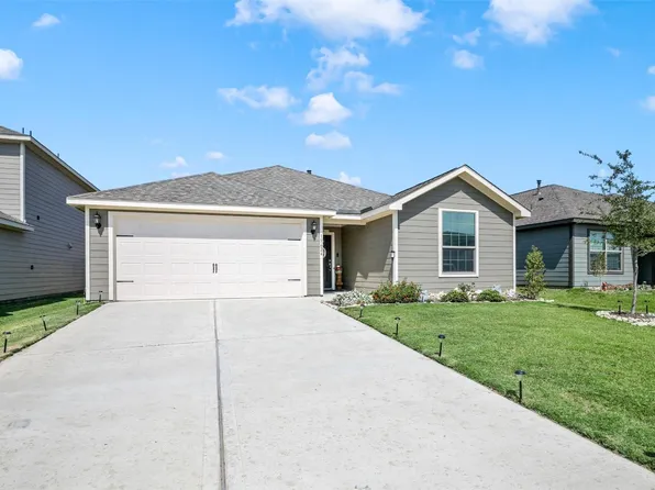 13624 Musselshell Dr, Ponder, TX 76259