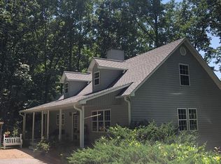 221 Maclor Forest Cir, Franklin, NC 28734