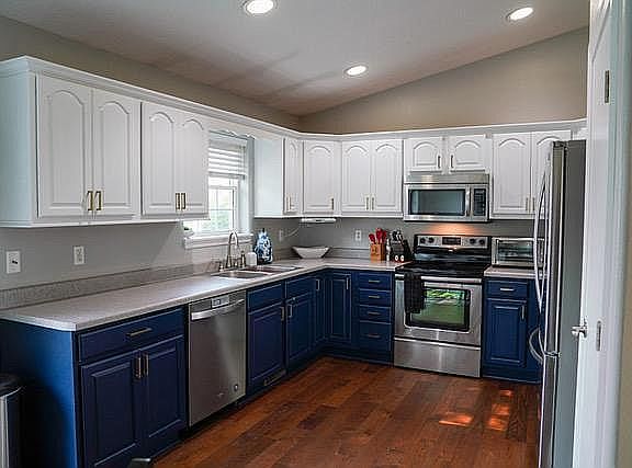 3rd image of 405 Agape Ave