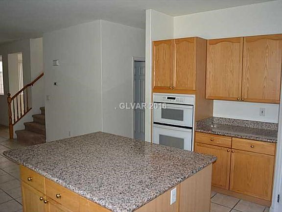 5th image of 8899 Sanibel Shore Ave