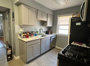1382 Bunts Rd #6, Lakewood, OH 44107