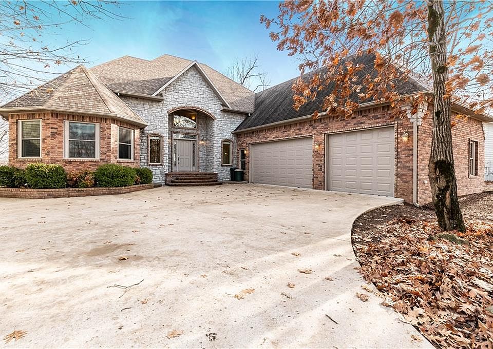 1st image of 174 Holiday Island Dr