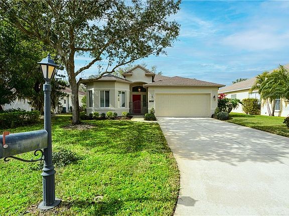 2nd image of 35 Arbor Oaks Dr