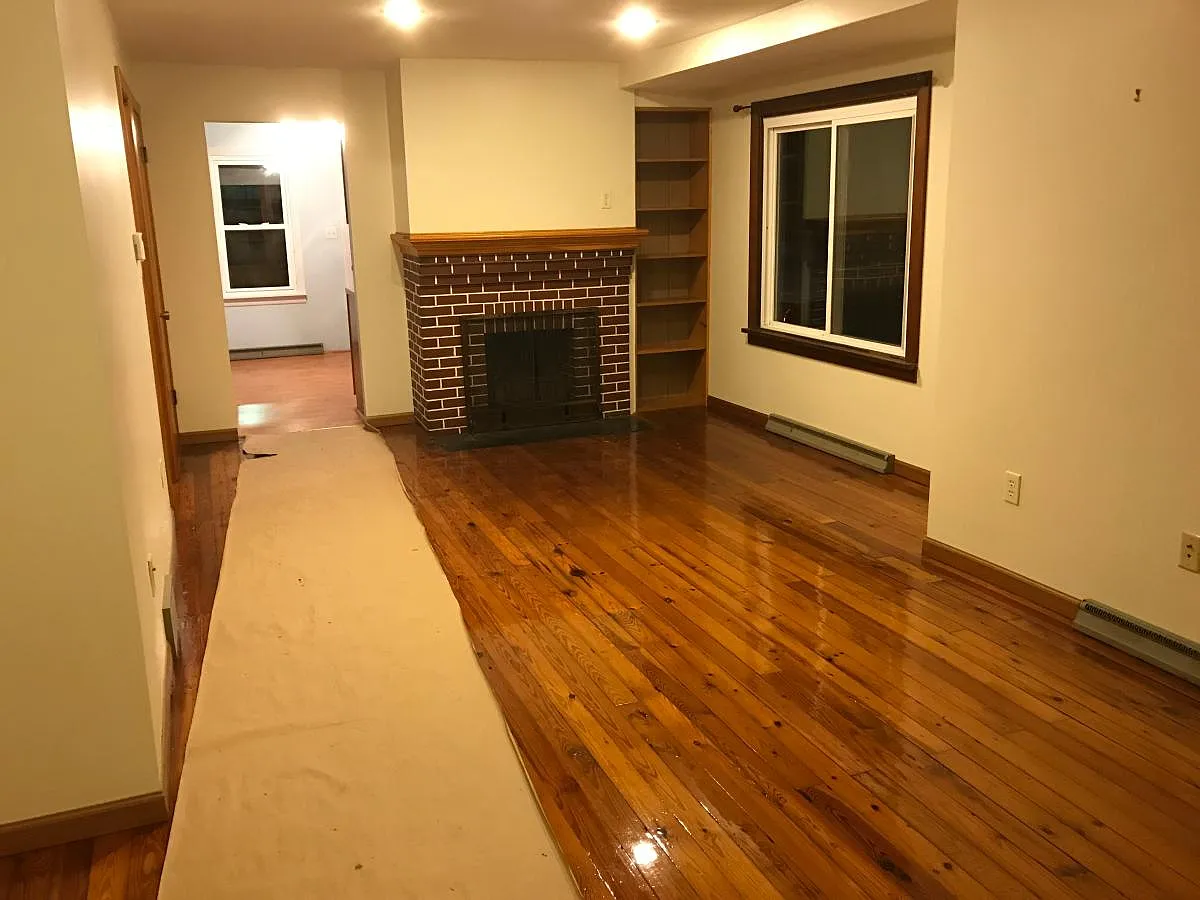2 bed, 965 sqft, $1,125 — Photo 2