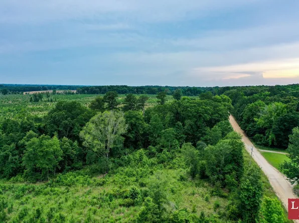 2 Severn Rd, Haworth, OK 74740