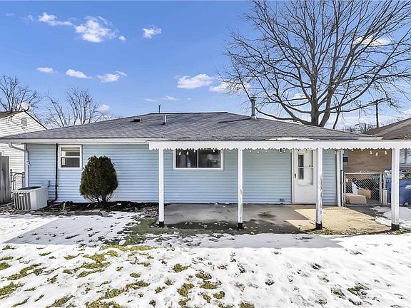 5th image of 358 Gayle Dr