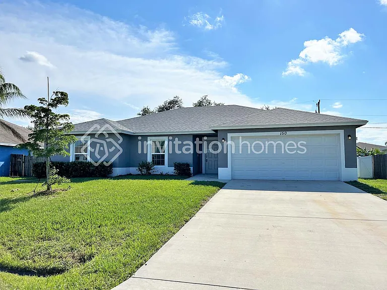 150 SW Milburn Cir — Photo 1