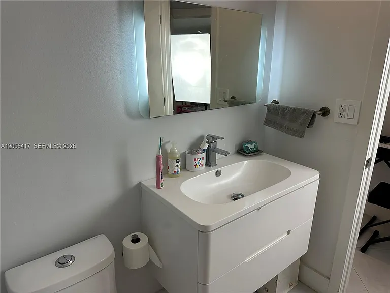 888 Brickell Key Dr #700 — Photo 8