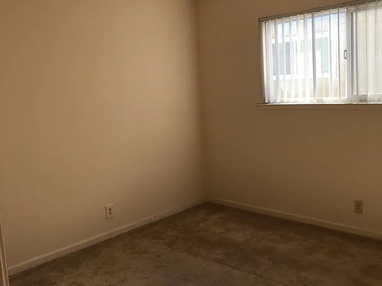 710 Harvard Ave — Photo 10