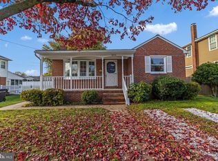 8426 Hall Rd, Pasadena, MD 21122