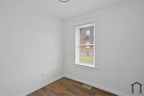 3127 Clay Ave #B — Photo 9