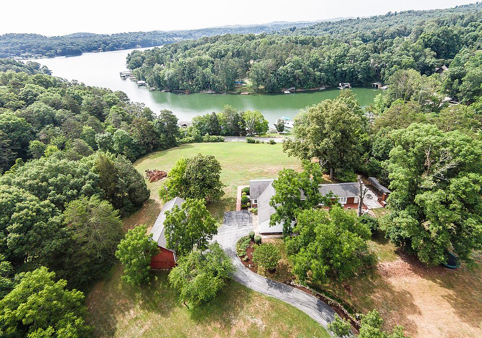 1st image of 6011 Lakeland Drive