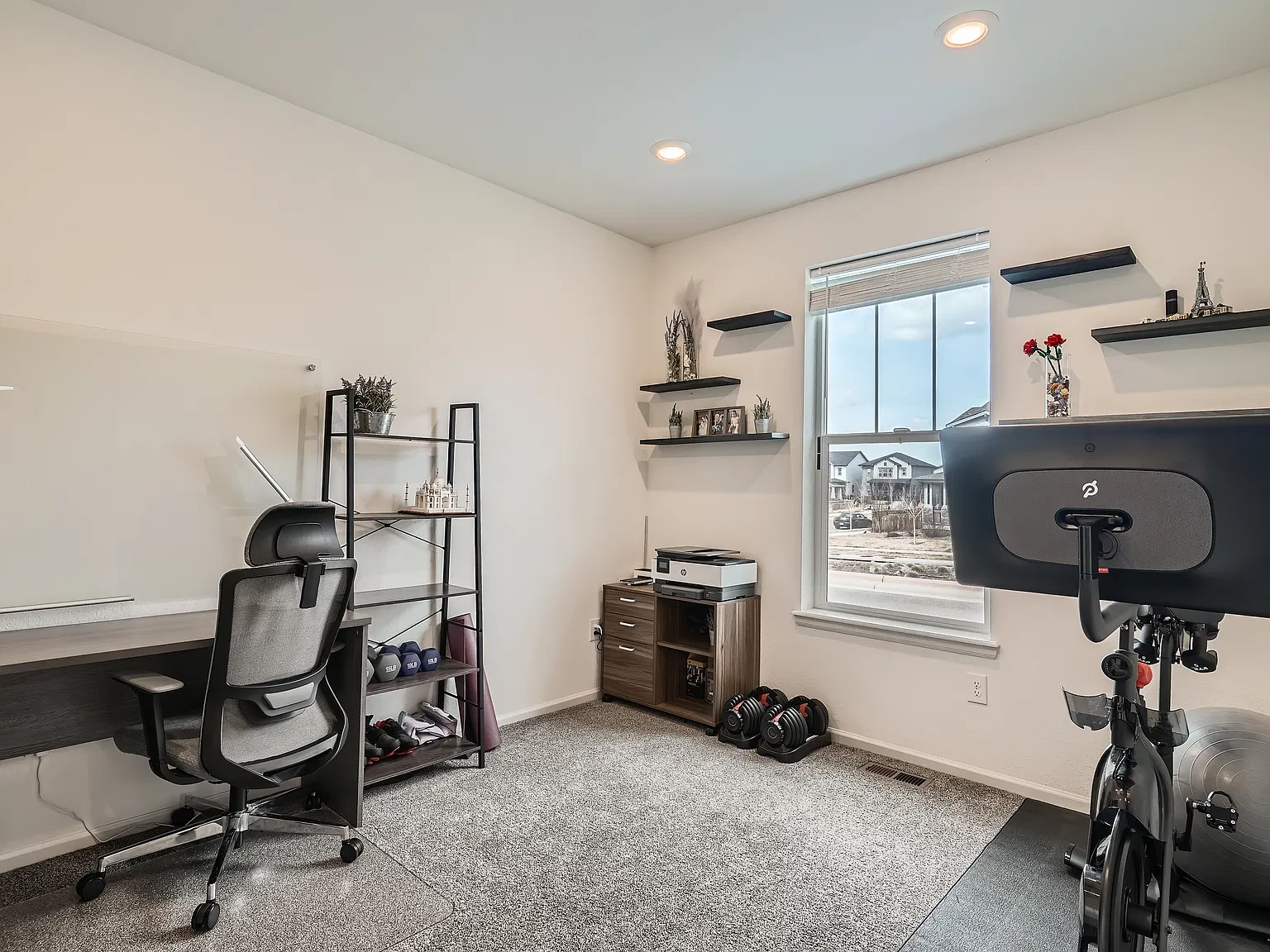 3 bed, 1885 sqft, $3,100 — Photo 3