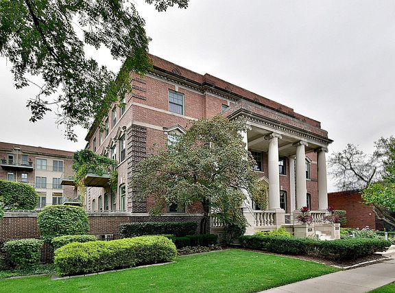 5th image of 156 N Oak Park Ave #2B