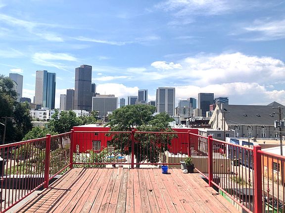 2nd image of 2449 Champa St APT 2