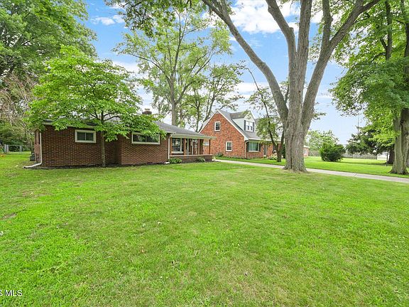2nd image of 5632 Elliott Dr