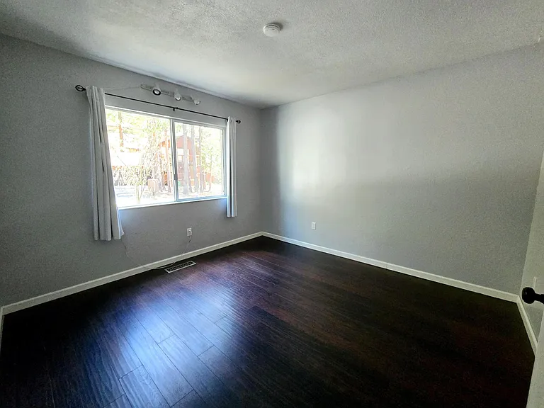 3681 Regina Rd — Photo 17