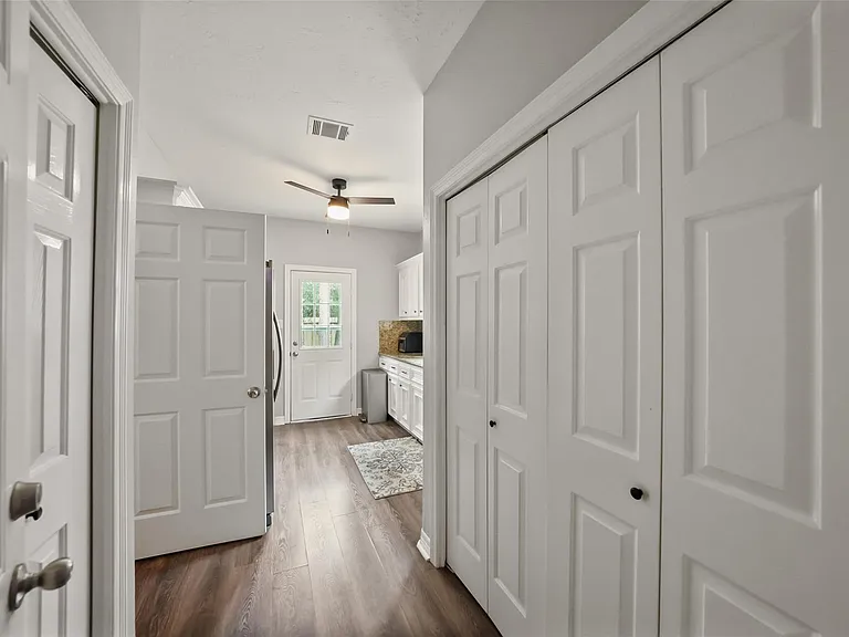 11307 Alcott Dr — Photo 19