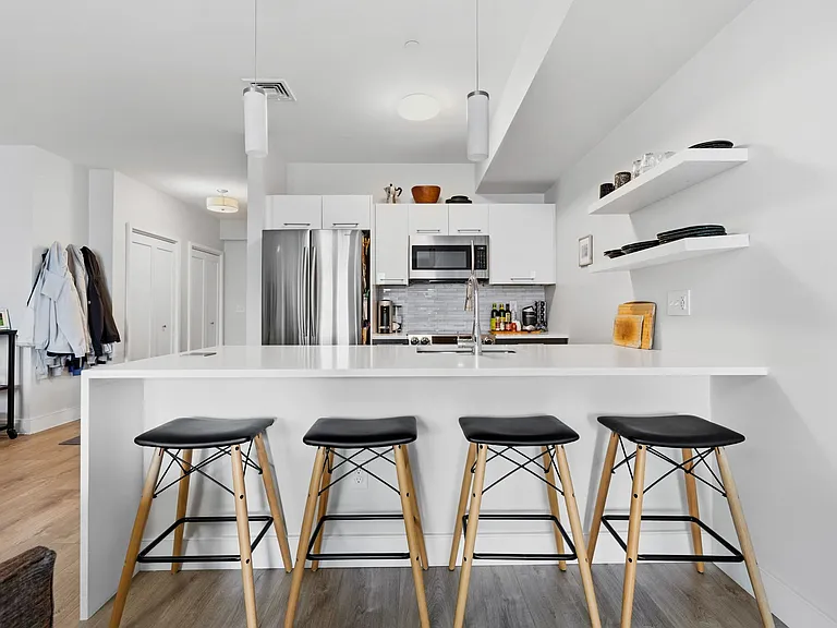 70 Bremen St #407 — Photo 6