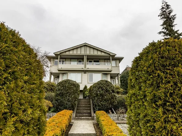 274 E 5th St, North Vancouver, BC
