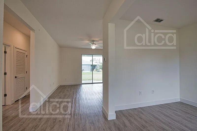3 bed, 2.0 bath, 1675 sqft, $2,175 — Photo 3