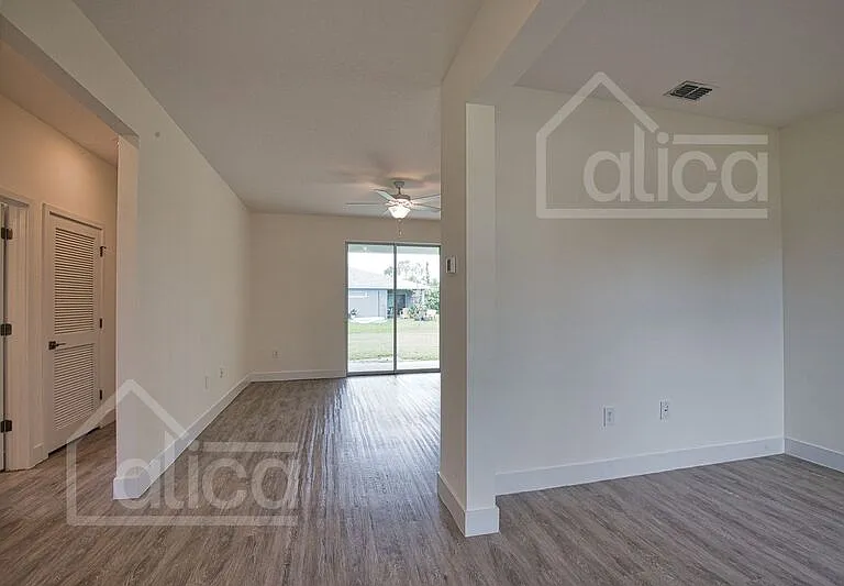 1159 Byxbee Ct — Photo 3
