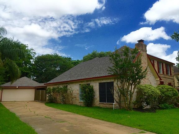 2nd image of 14930 Mesita Dr