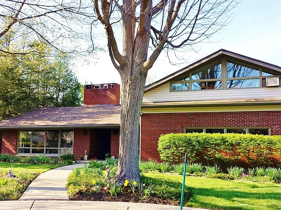 4th image of 662 Marburn Dr