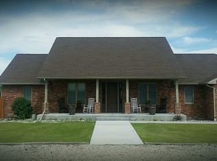 6 Tuney St, Cody, WY 82414