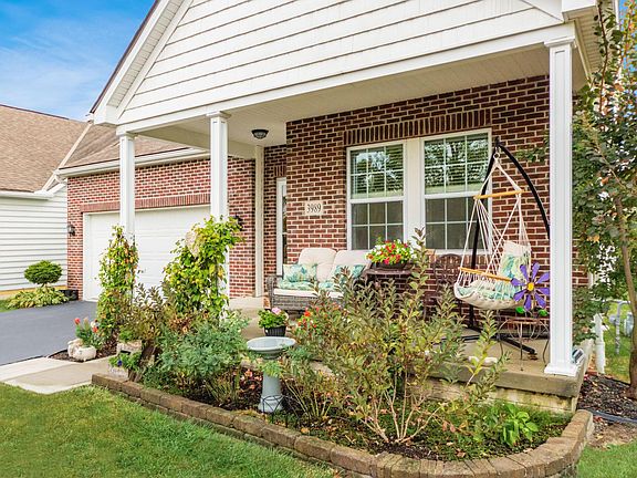 2nd image of 3989 Blue Mountain Cir