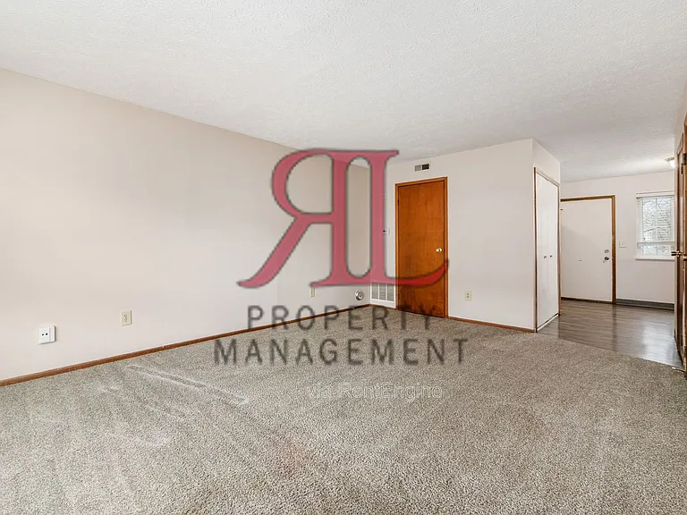 5524 Kenneylane Blvd — Photo 6