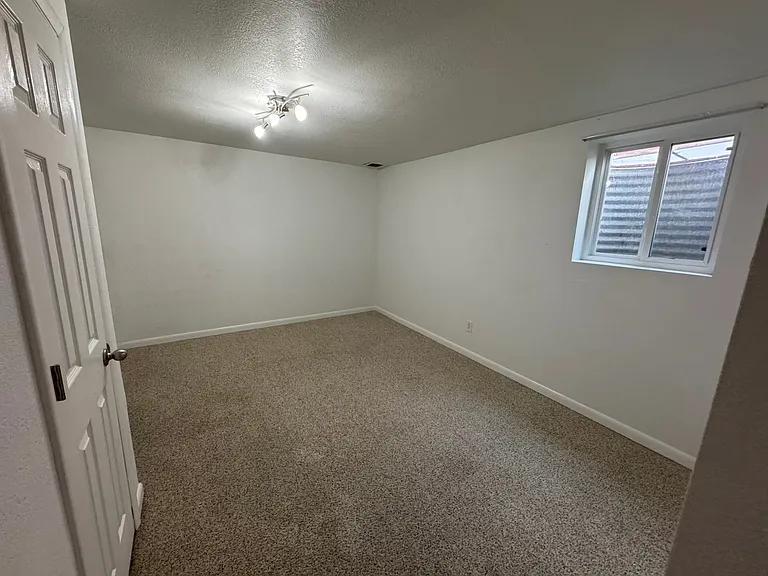 226 S Carr Ave — Photo 13