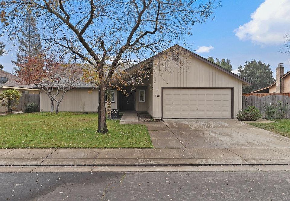 1st image of 2319 Autumn Ln