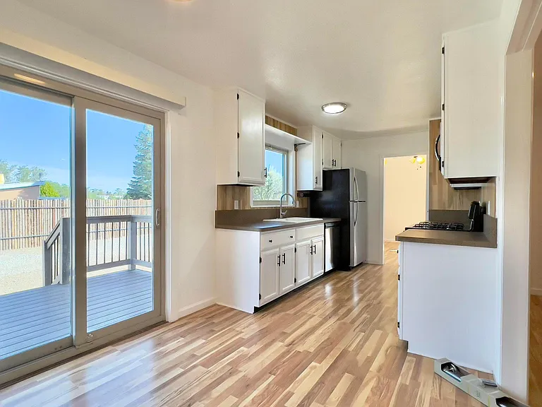 Reata Rd — Photo 11