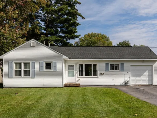 305 Helen St, North Syracuse, NY 13212