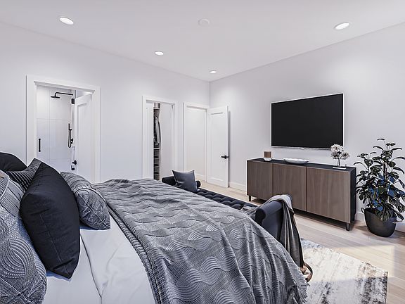 5th image of 1601 Frankford Ave #2