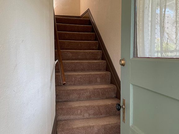 5th image of 328 Bodega Ave #B