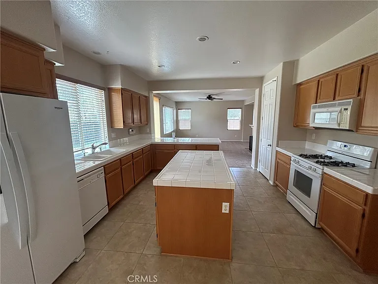 1531 Preston Dr — Photo 33