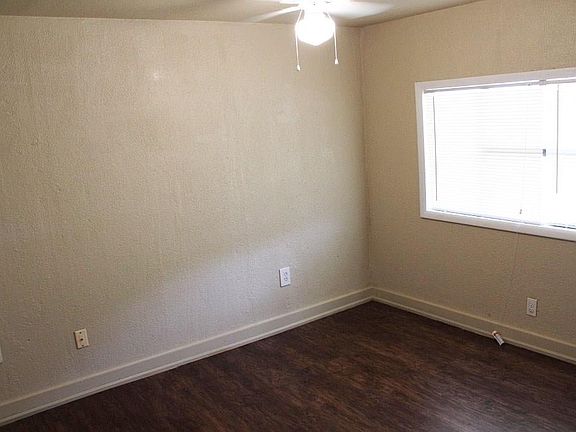 4th image of 1929 Breckenridge Dr