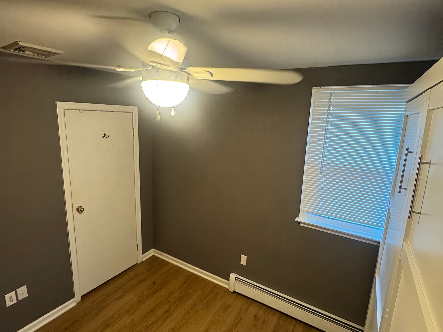 4 bed, 3.5 bath, 1500 sqft, $1,700 — Photo 3