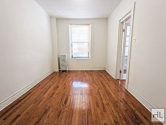 1st image of 270 15th St APT 2