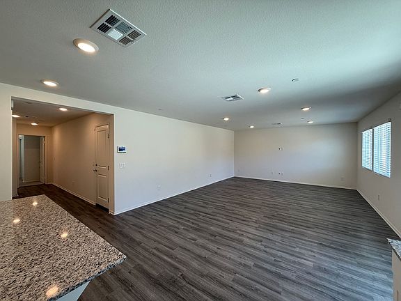 3rd image of 4410 W Avenue J6